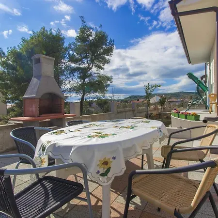 Prázdninový dům House With A Parking Space - 12654 *