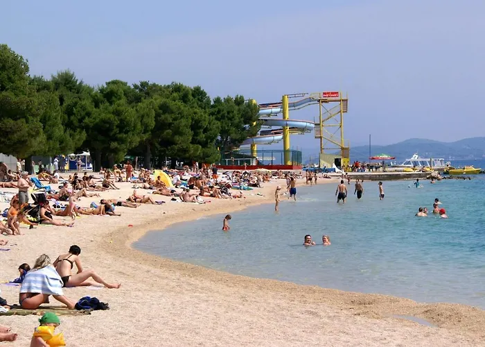 House With A Parking Space - 12654