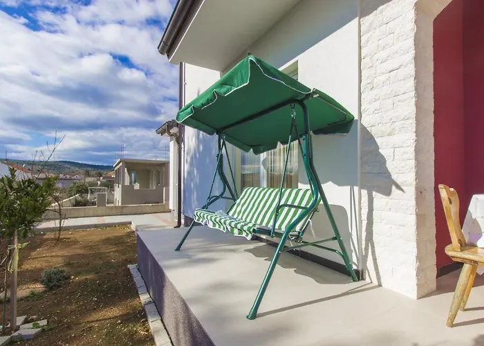 Prázdninový dům House With A Parking Space - 12654 *
