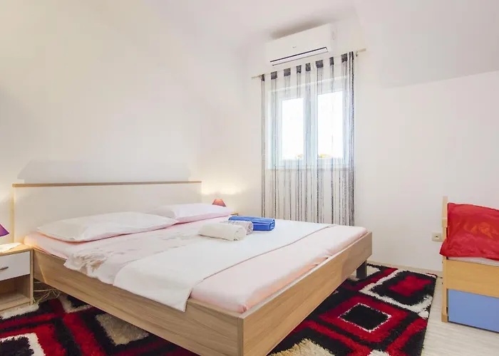 Casa vacanze House With A Parking Space - 12654 Vodice